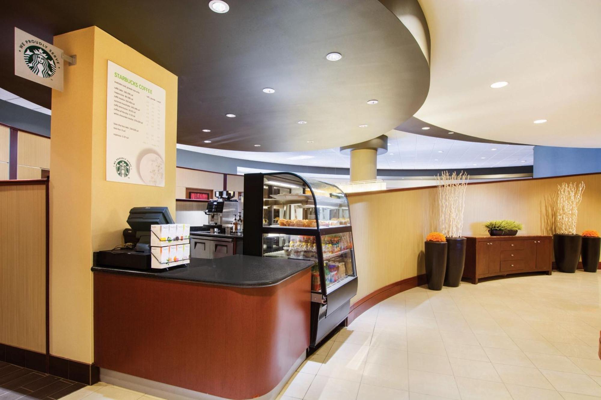 Courtyard By Marriott Oklahoma City Downtown Exterior photo